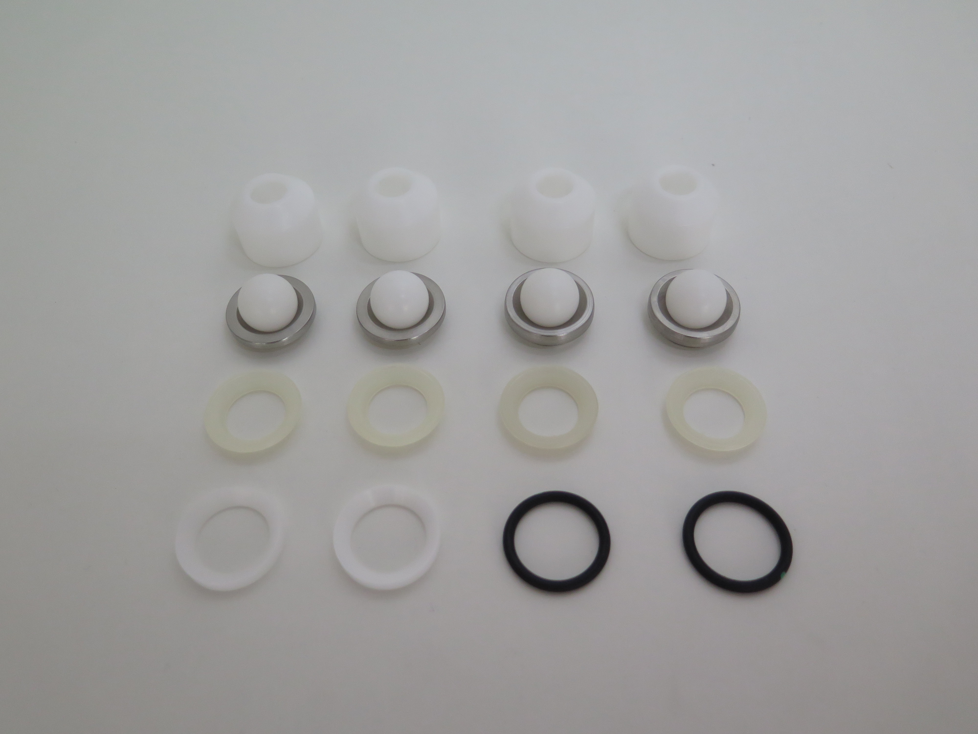 GRACO Ventilsitze und Kugelsatz für Triton Membranpumpe - 245067